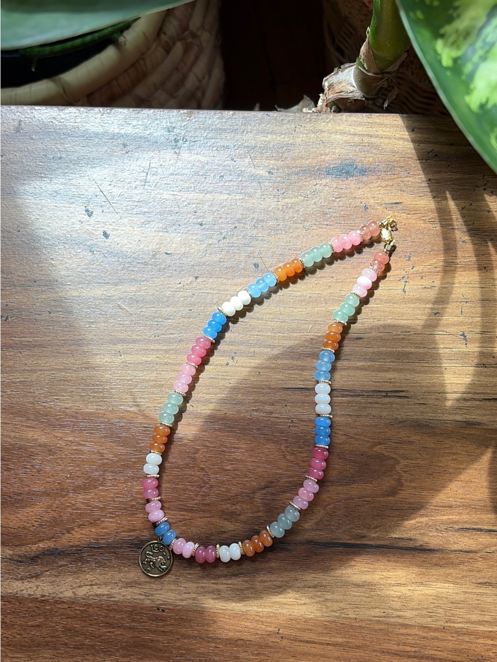 JADE NECKLACE - Picture 2 of 4